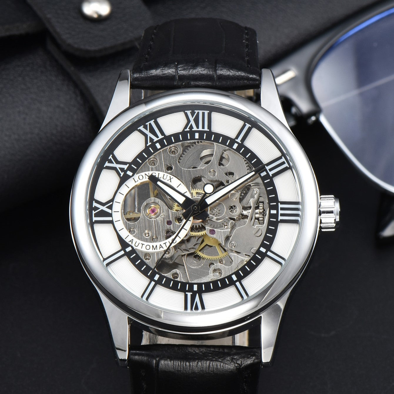 Reloj Mecánico para Hombre con Escala Romana y Estilo Empresarial