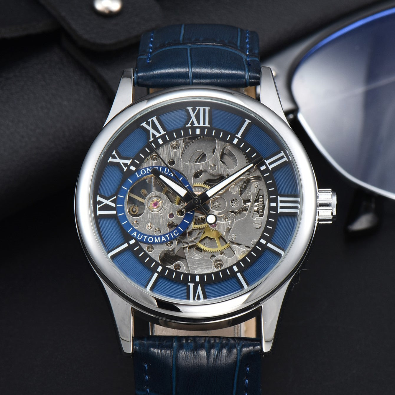 Reloj Mecánico para Hombre con Escala Romana y Estilo Empresarial