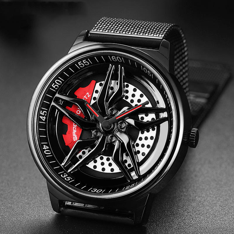 Reloj masculino con diseño inspirado en frenos de disco de automóvil, esfera negra con detalles en rojo y correa de malla metálica negra. Estilo deportivo y moderno.