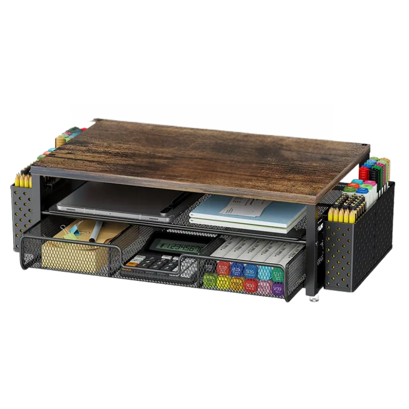 Soporte elevador de monitor de 2 niveles con estructura metálica, cajón integrado, portalápices y acabado tipo madera para organizar escritorio.